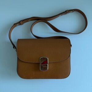 Milo Mini Classic Bag in Smooth Honey